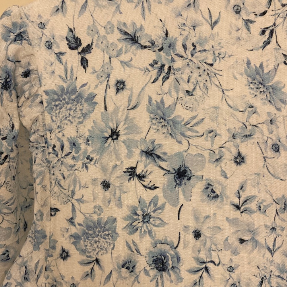 Chic Blue Floral Maxi Dress - Picture 11 of 11